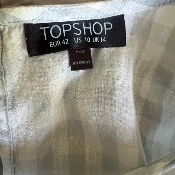 Women's Ruffle Smock Top - Picture 4 of 4